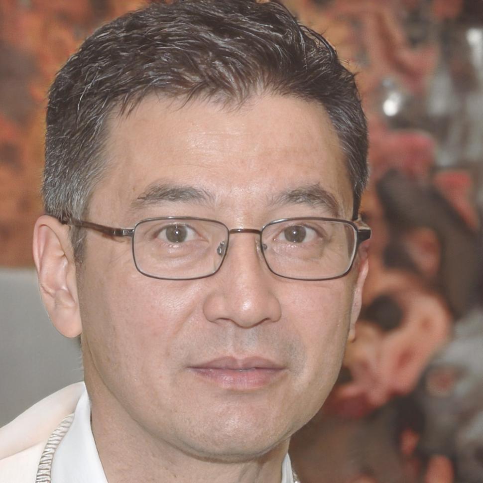 Portrait of Minh Tran, Operations Manager